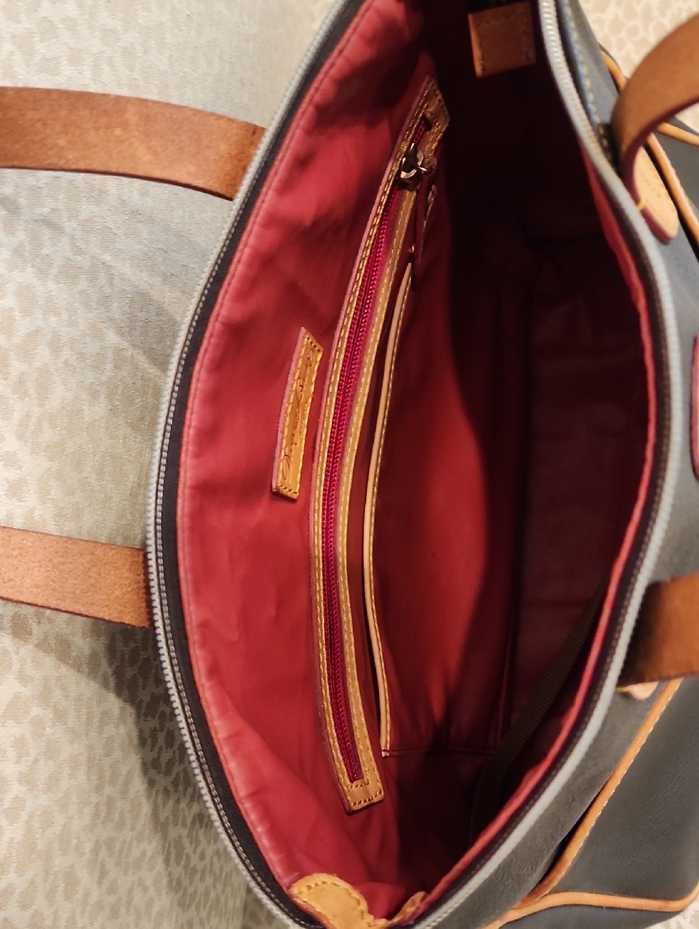 Dooney & Bourke Large Daniel Leather Satchel Dark Brown and Tan Trim - Picture 8 of 9